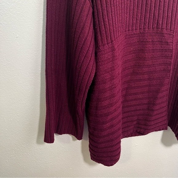 Vince Camuto Mock Neck Sweater Ribbed Burgundy - Picture 7 of 15